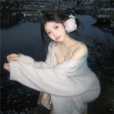 冰属性男子与酷酷女同事